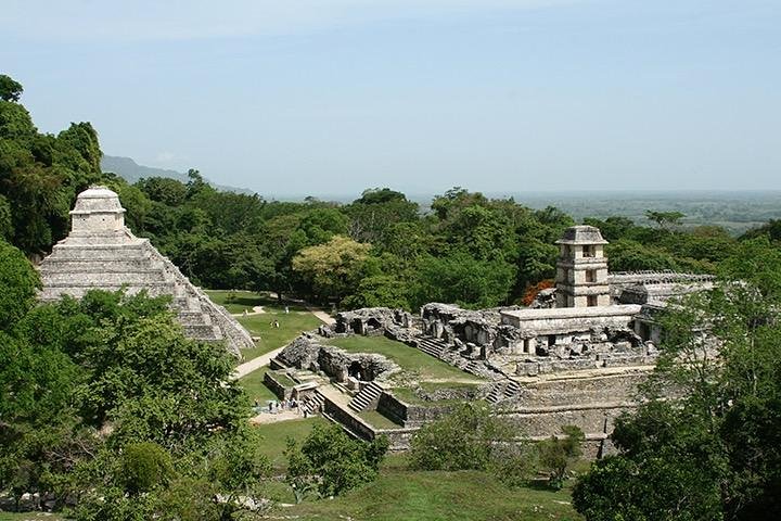 Palenque Archaeological site from Villahermosa City or airport