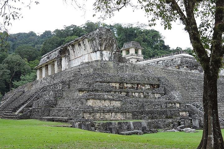 Palenque Archaeological site from Villahermosa City or airport