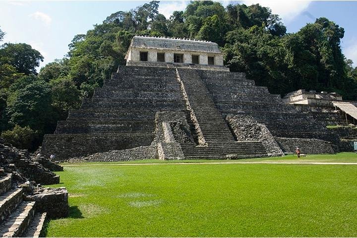 Palenque Archaeological site from Villahermosa City or airport