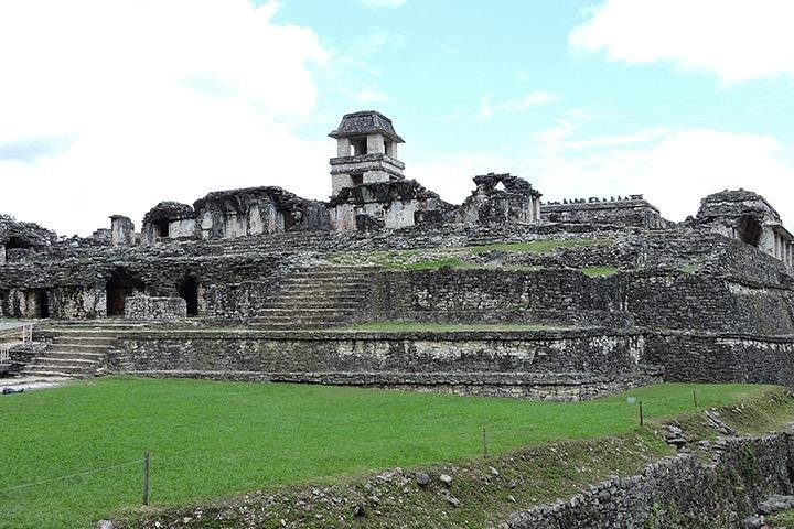 Palenque Archaeological site from Villahermosa City or airport