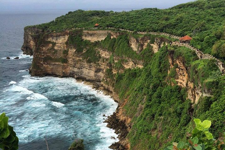 Private Uluwatu Temple and Kecak Fire Dance Evening Tour in Jimbaran Bay
