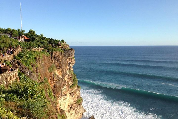 Private Uluwatu Temple and Kecak Fire Dance Evening Tour in Jimbaran Bay