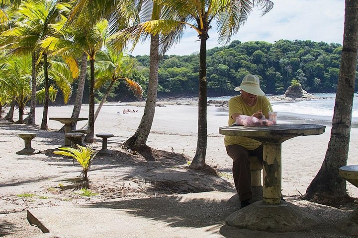 Private Transfer From Liberia Airport To Playa Samara- Playa Carrillo
