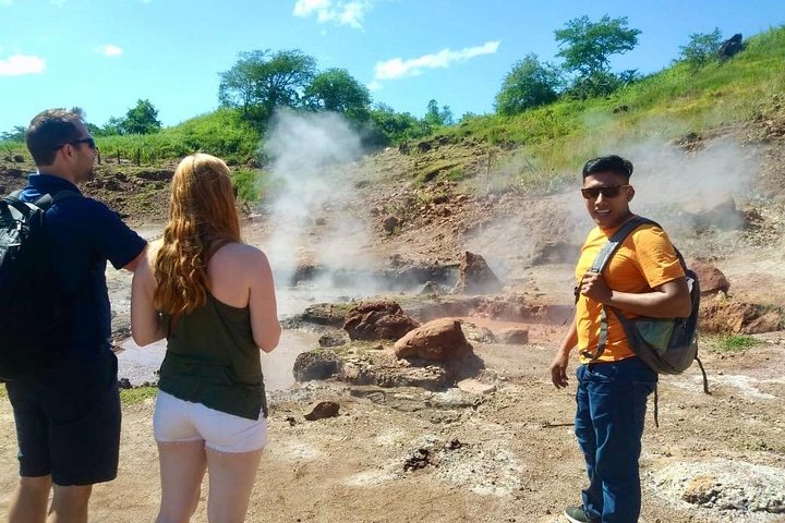 Charming Leon Outdoor - Culture, Nature and Fun