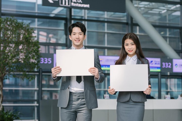 Private Departure Transfer: Hotel to Yangon International Airport (RGN)
