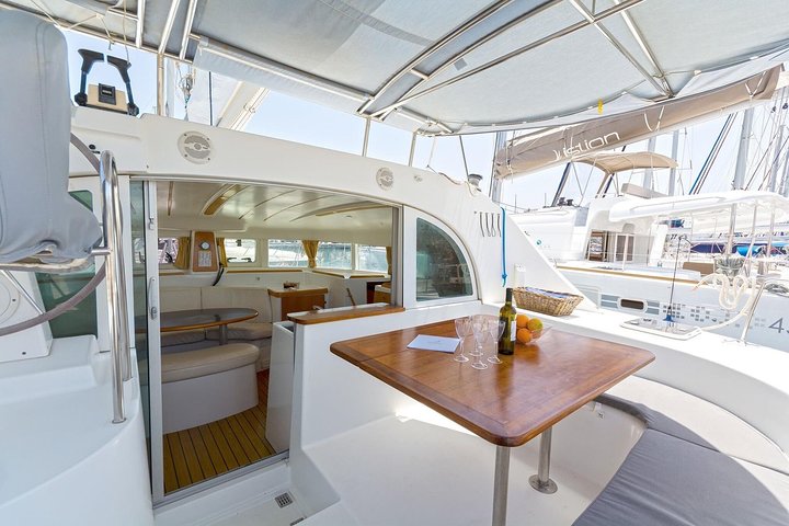 Catamaran Day & Sunset Cruises with meals Drinks and transportation