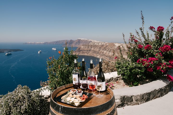 Santorini Wine Tour: Visit 3 Local Wineries with Tastings