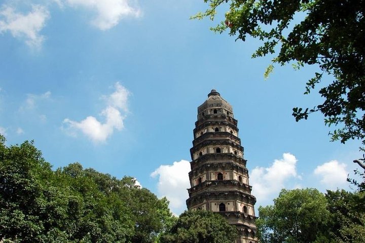 Suzhou and Tongli Water Village Private Day Tour with Lunch
