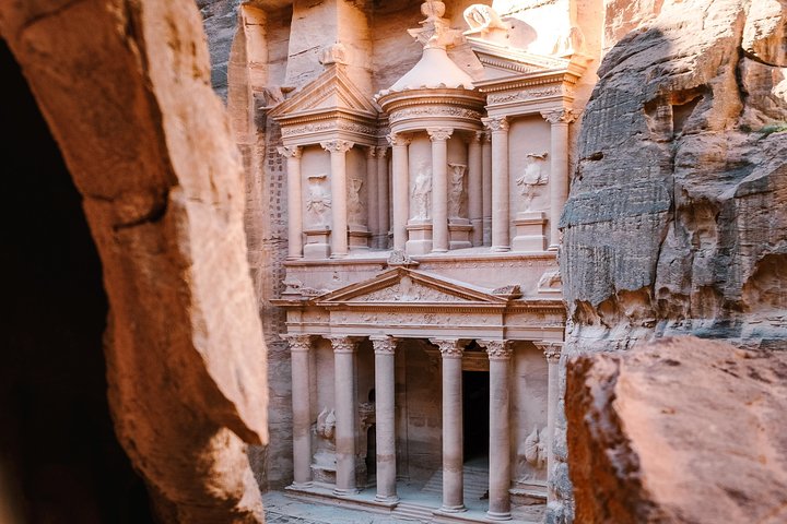 Jordan Private Transportation | The Jordanian Mappers