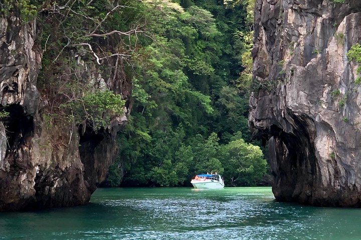 Krabi Hong Island Tour: Charter Private Long-tail Boat