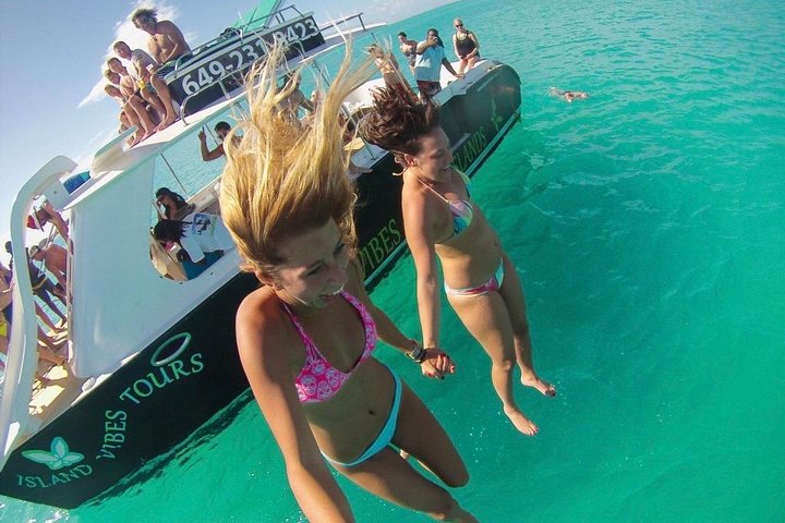 4hr Group Half Day Snorkel Excursion in Grace Bay, Providenciales