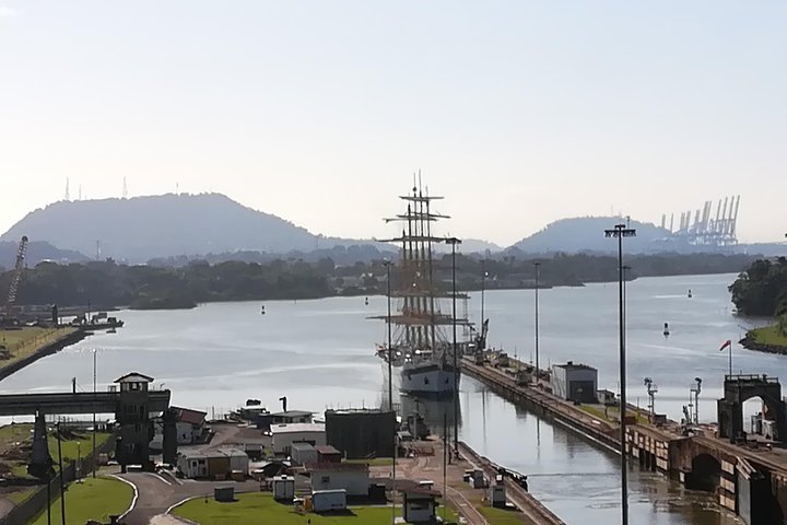 Panama Canal and City Tour Experience
