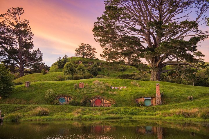Hobbiton™ Movie Set Walking Tour from Shires Rest