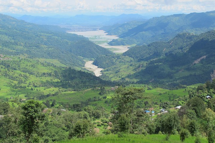 2-Day Private Trekking Tour to Australian Camp & Dhampus