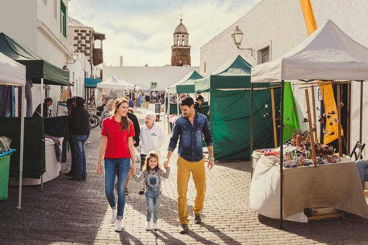 Teguise Market and La Graciosa Island Tour