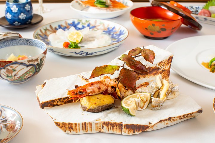 Luxury Kaiseki Lunch With Arita Ware and Gen-emon Kiln Tour