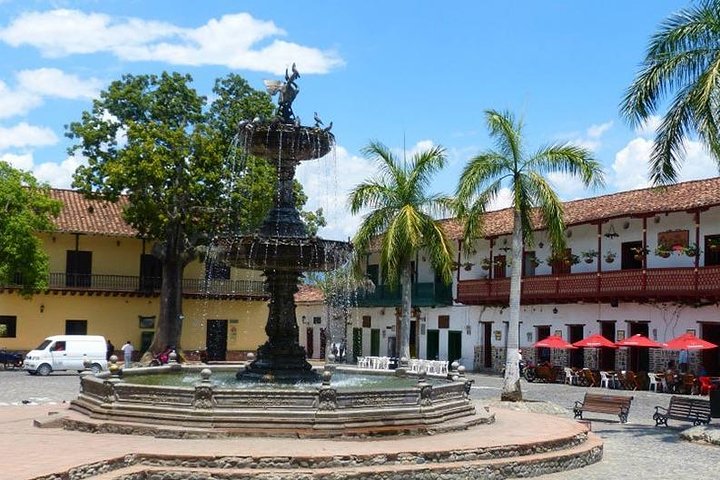 Santa Fe de Antioquia Tour with Western Bridge Visit