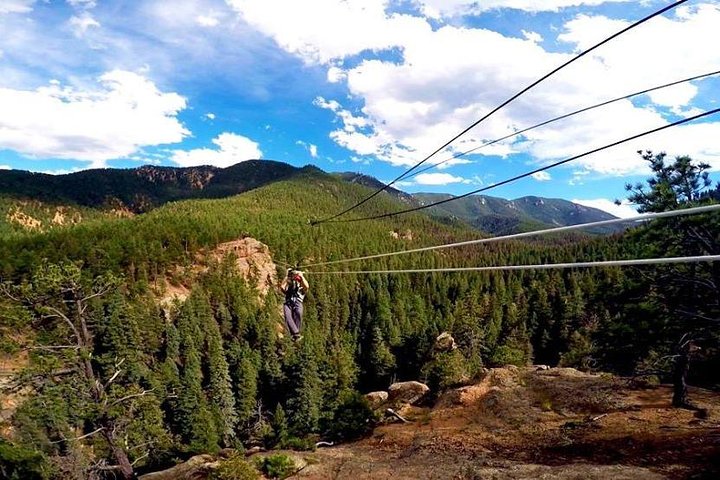 Signature Fins Course Scenic Zipline Tour