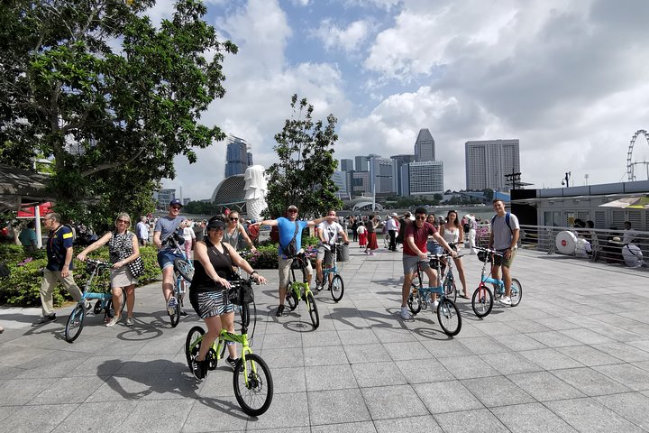 Lion City Bike Tour of Singapore