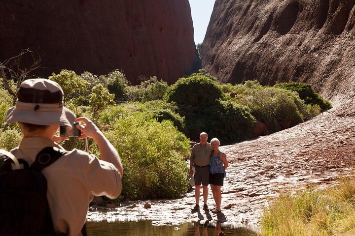 Kata Tjuta Small-Group Tour Including Sunrise and Breakfast