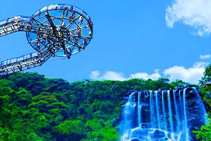 Private Tour to Gulong Canyon with Glass Bridge and Water Falls from Guangzhou