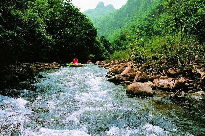 Private Tour to Gulong Canyon with Glass Bridge and Water Falls from Guangzhou