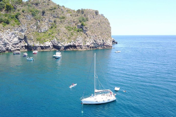 Sailing Tour Taormina Bay