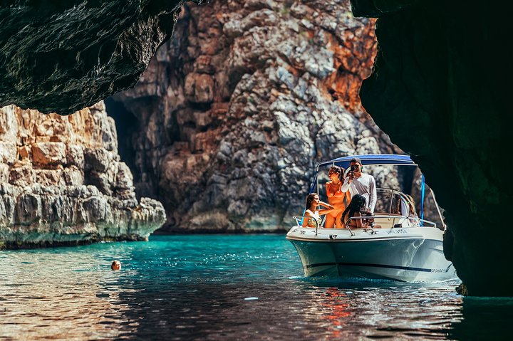 Blue Cave & Perast Private Boat Tour from Herceg Novi (3h 30min)