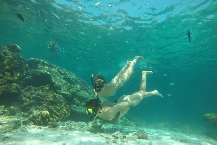 Phi Phi Islands Adventure Day Trip w/ Seaview Lunch by V. Marine