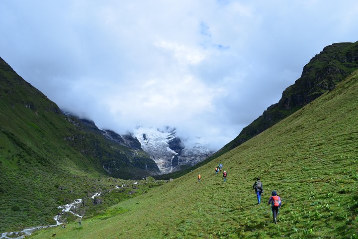Bhutan Walking Holidays - Beyond the Clouds