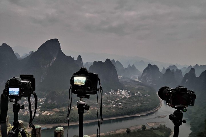 Yangshuo Xianggong Hill Sunrise and Longji Rice Terraces Private Day Tour