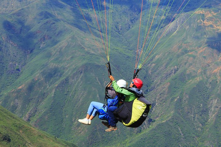 Paragliding in the grand canyon of chicamocha