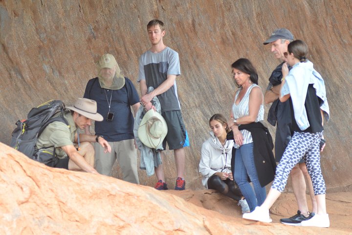 Uluru Small Group Tour including Sunset