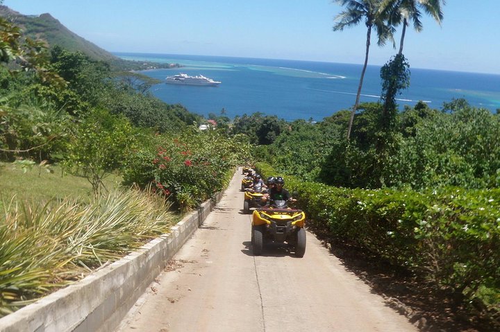 Grand Tour Quad Excursion in Moorea (Single or Two-Seater)