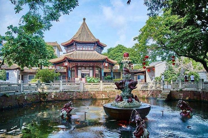 Foshan Qinghui Garden and Fengjian Water Town Private Day Tour from Guangzhou