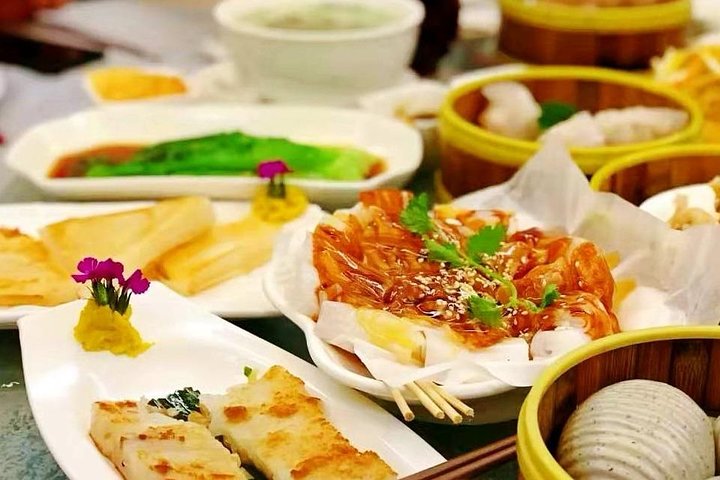 Foshan Qinghui Garden and Fengjian Water Town Private Day Tour from Guangzhou