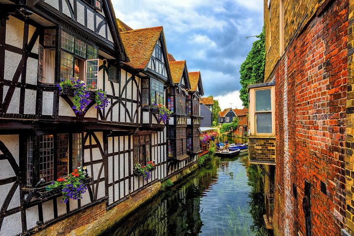 Official Canterbury Guided Walking Tour - 11.00 Tour