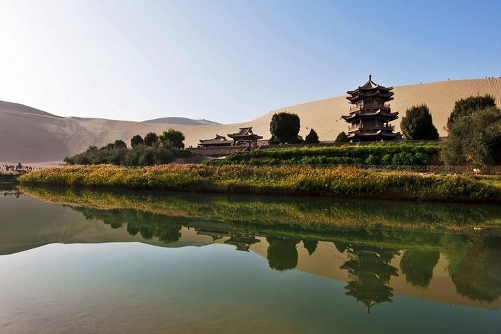 Dunhuang Private Silk Road Day Tour: Mogao Caves, Crescent Spring
