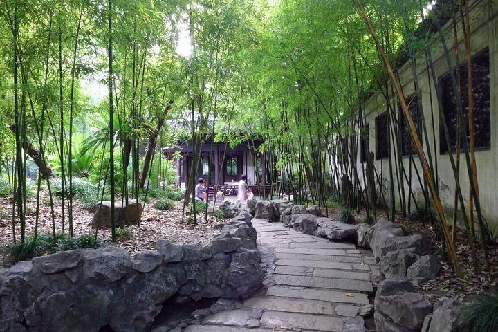 Private Shanghai City Tour from Suzhou by Bullet Train with Drop off Option