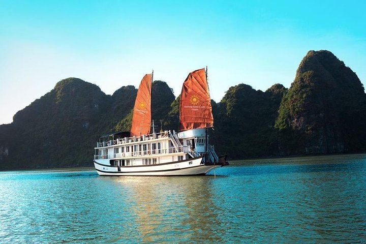Halong Bay 2 Days 1 Night Cruise