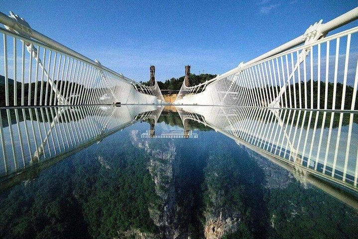 1-Day Private Zhangjiajie Tour to Avatar Mountain & Glass Bridge