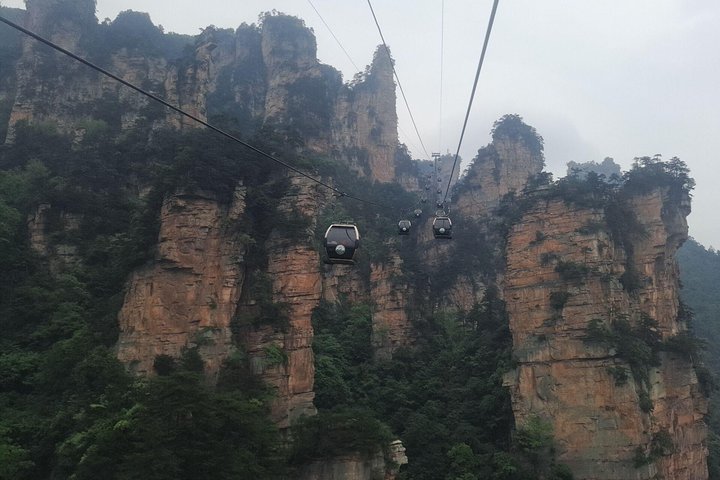 7-Day Private Tour: From/To Yichang via Zhangjiajie to Guilin