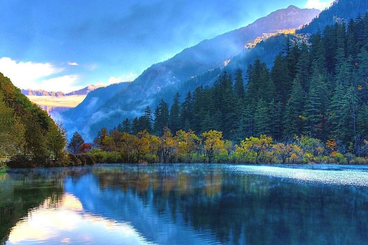 Private Amazing 3-Days Jiuzhaigou And Huanglong National Park Package Tour