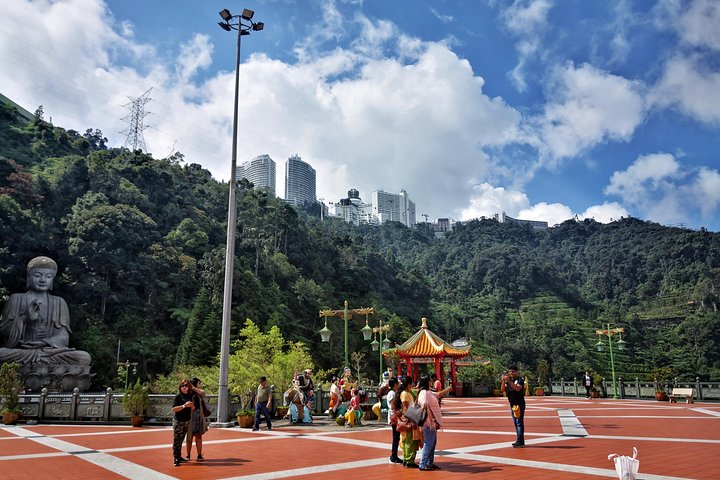 Genting Highland & Batu Cave Guided Day Tour (SIC/Shared Tour)