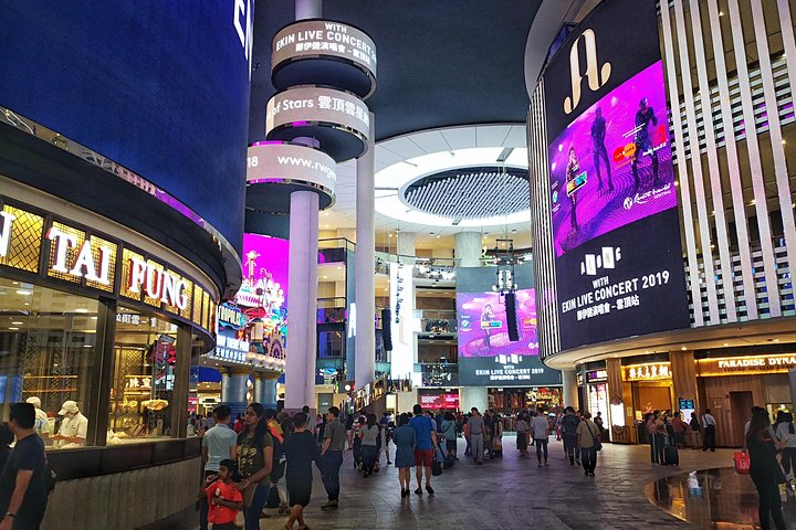 Genting Highland & Batu Cave Guided Day Tour (SIC/Shared Tour)