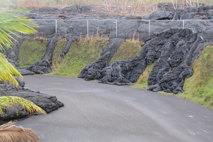 Hilo Shore Excursion: Volcano Safari Lava Caves & Black Sand