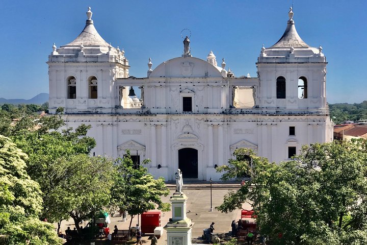 Leon City Walking Private Tour