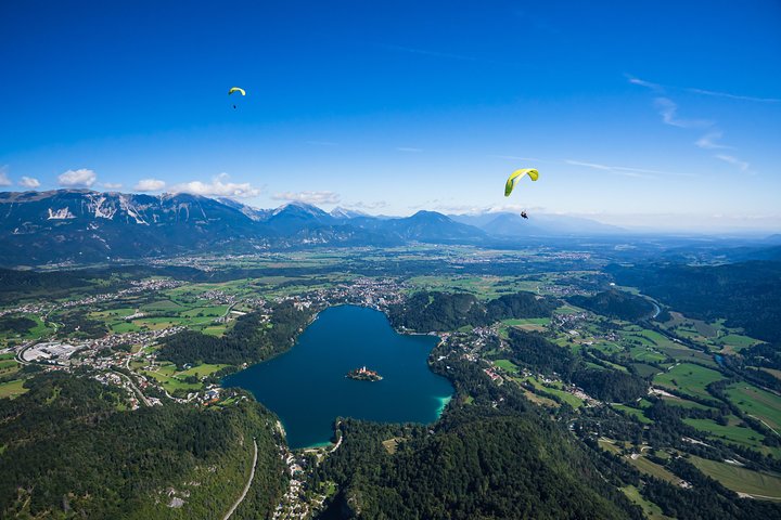 Paragliding Lake Bled