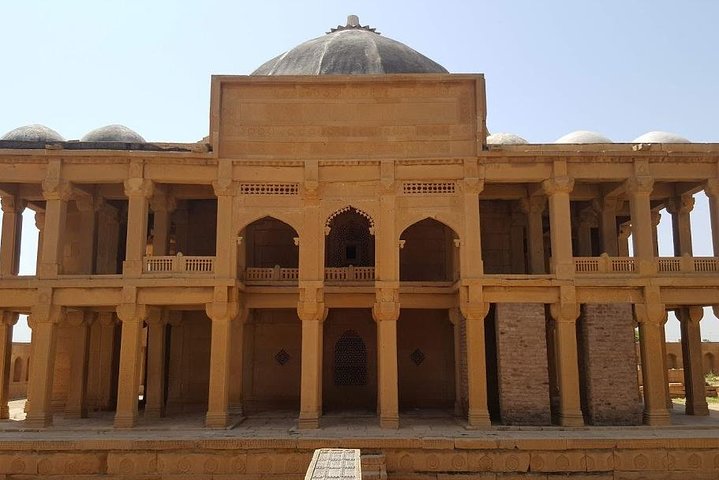 UNESCO World Heritage Tour Near Karachi