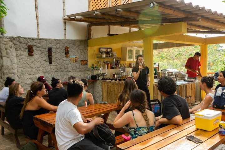 MINCA TOUR - Explore waterfalls and discover the origin of coffee and cocoa